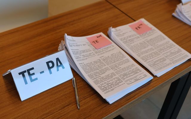 Szerződések ünnepélyes aláírása