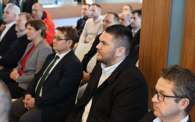 Szerződések ünnepélyes aláírása