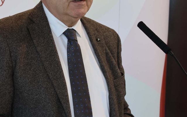 Szerződések ünnepélyes aláírása