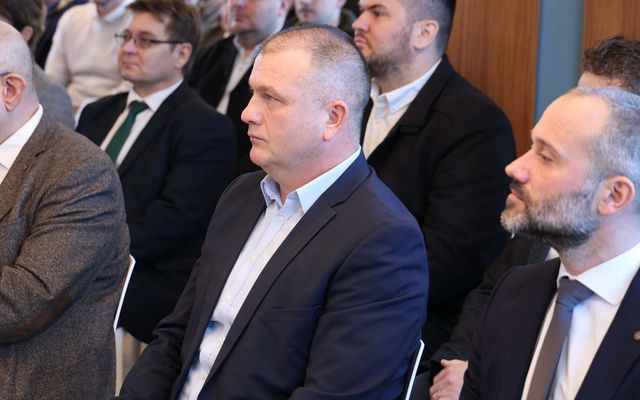 Szerződések ünnepélyes aláírása