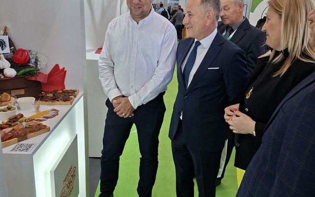 MAGYAR NAP ÉS ARANYÉRMEK