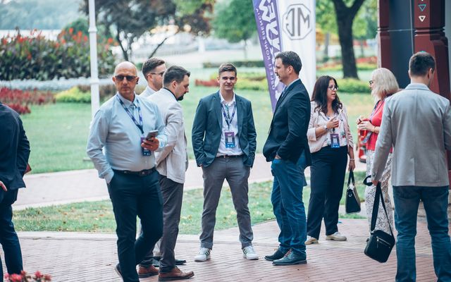 Délután is sziporkáztak az előadók: lendületük magával ragadta a résztvevőket