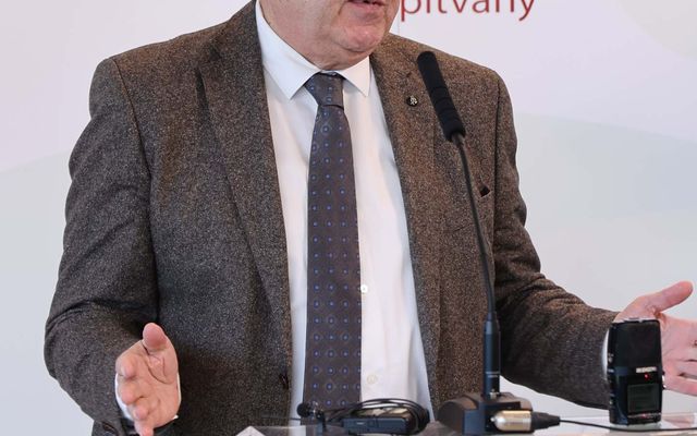 Szerződések ünnepélyes aláírása