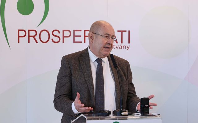 Szerződések ünnepélyes aláírása