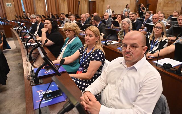 Európai Kisebbségi Régiók Fóruma Újvidéken