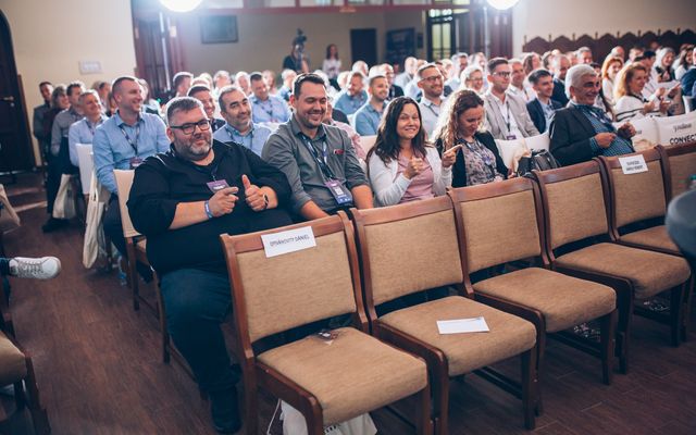 Délután is sziporkáztak az előadók: lendületük magával ragadta a résztvevőket