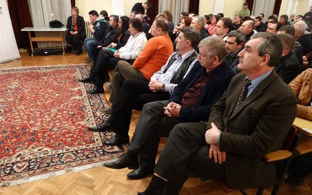 A Prosperitati Alapítvány pályázatainak ismertetése, Ada (képek)