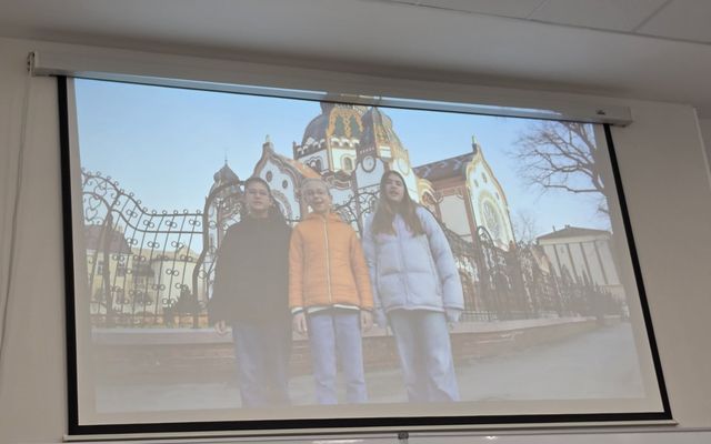 VAJDASÁGI A FIATALOK SZEMÉVEL