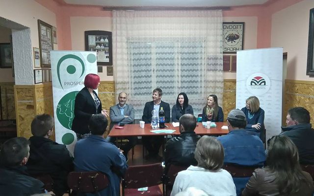 Ismertető a második körös pályázatokról, Szaján (képek)