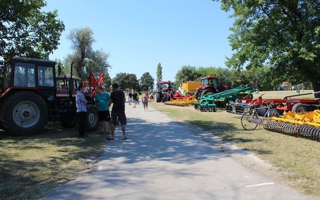Mezőgazdasági gépkiállítás az Illés-napi rendezvénysorozat keretében (képek)
