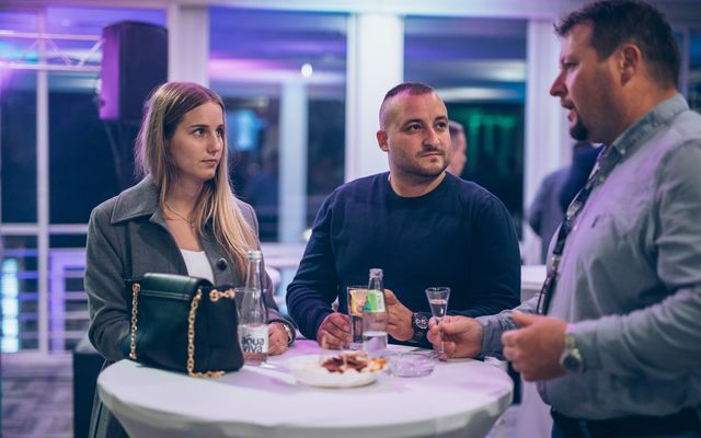 Így zárult az első nap: Connect & Chill networking party!
