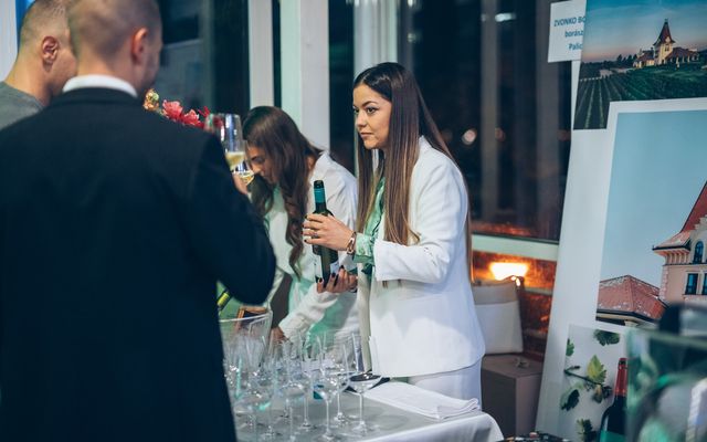 Így zárult az első nap: Connect & Chill networking party!