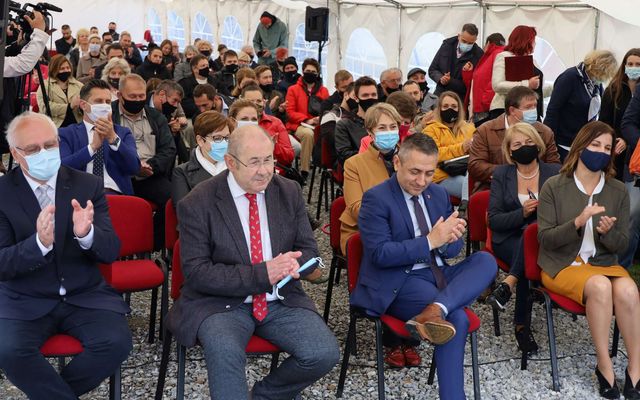 „Előttem az Utódom” – generációváltást támogató képzéssorozat ünnepélyes megnyitója