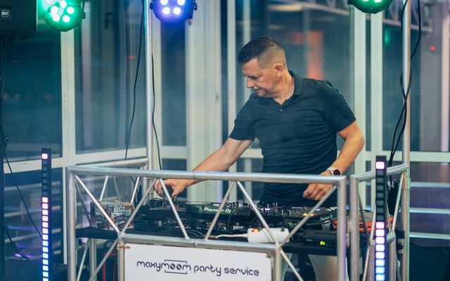 Így zárult az első nap: Connect & Chill networking party!