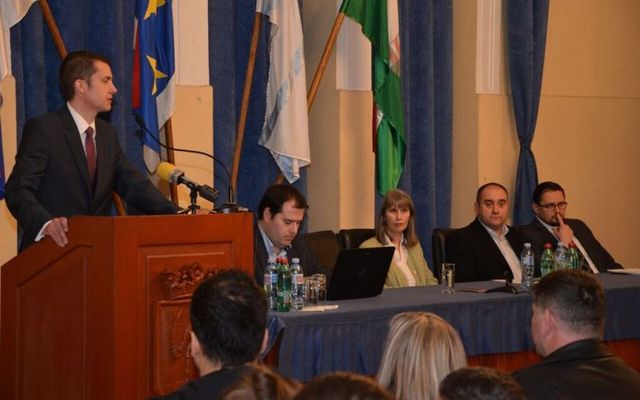 A Prosperitati Alapítvány pályázatainak ismertetése, Magyarkanizsa (képek)