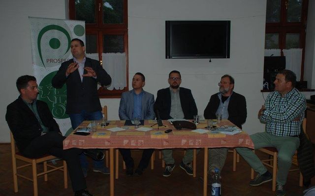 Mezőgazdasági lakossági fórum Csókán (képek)