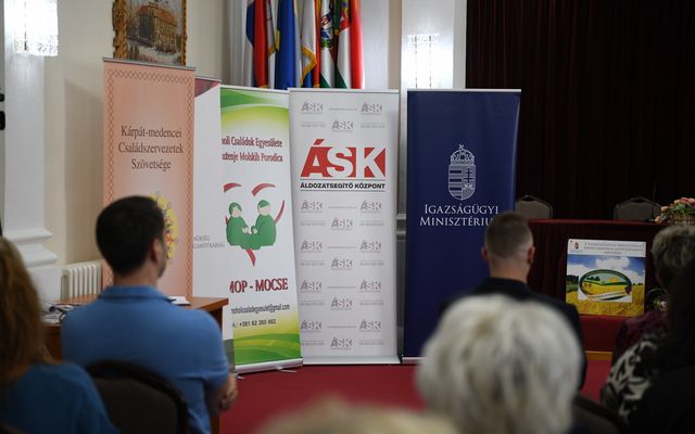 XIX. Kárpát-medencei ASSZONYTALÁLKOZÓ