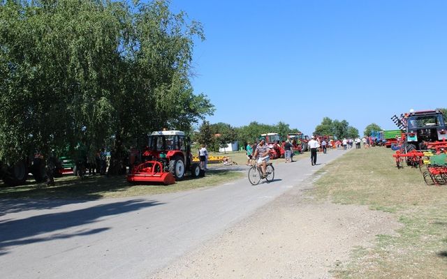 Mezőgazdasági gépkiállítás az Illés-napi rendezvénysorozat keretében (képek)