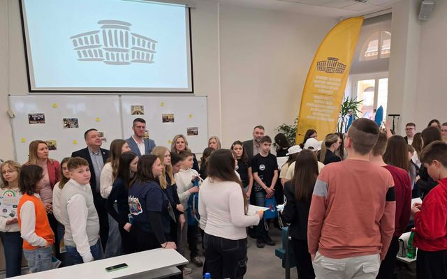 VAJDASÁGI A FIATALOK SZEMÉVEL