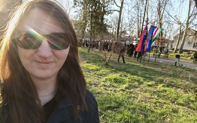 TISZTELET A HŐSÖKNEK!