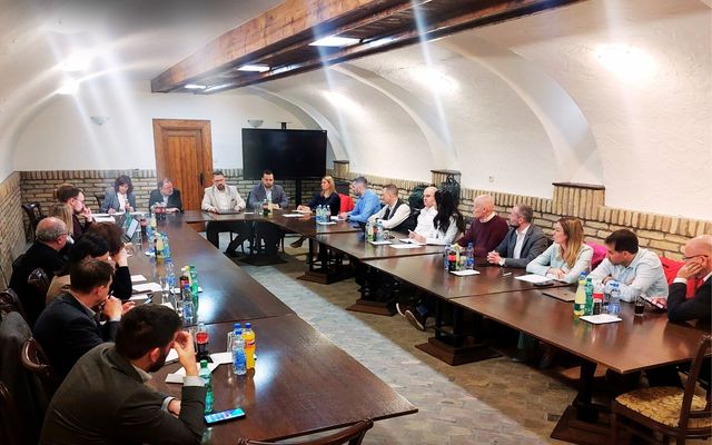 Új irányvonalak mentén! - dolgozik a Gazdasági Szakcsoport