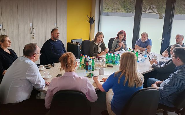 Szakcsoport: folyamatban a megbeszélés