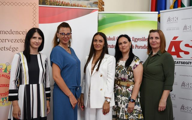XIX. Kárpát-medencei ASSZONYTALÁLKOZÓ