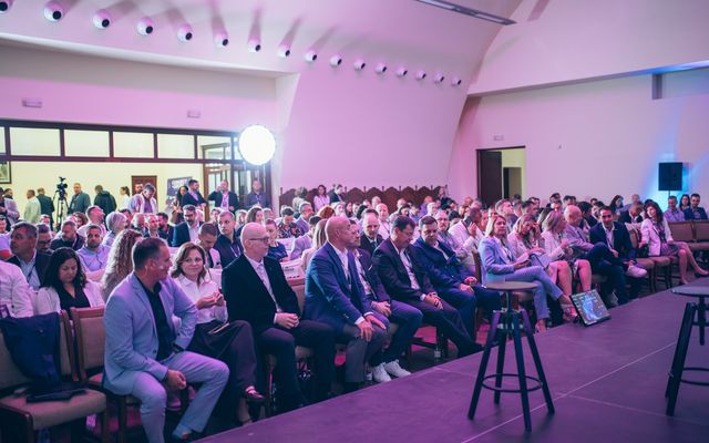 Új nap, új lendület – a Connect + Grow tovább pörög!