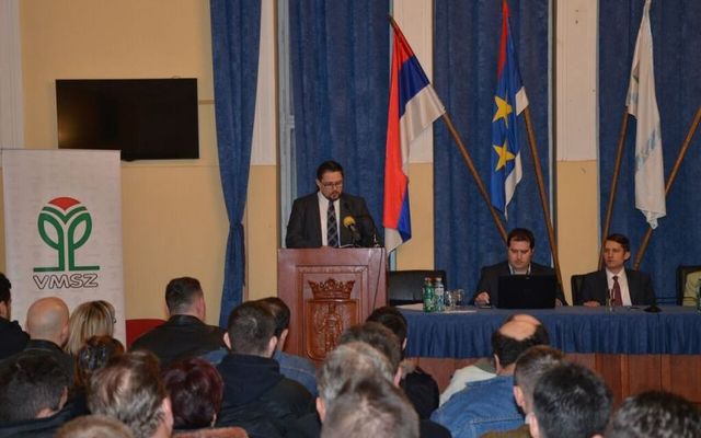 A Prosperitati Alapítvány pályázatainak ismertetése, Magyarkanizsa (képek)