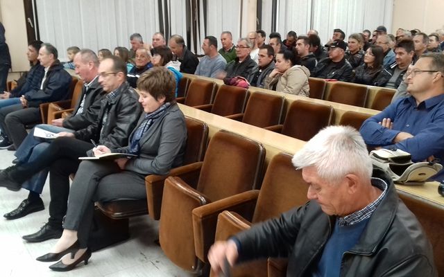 IV. pályázati körrel kapcsolatos tájékoztató lakossági fórum Magyarcsernyén (képek)