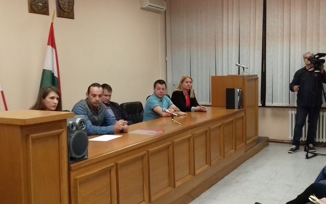 IV. pályázati körrel kapcsolatos tájékoztató lakossági fórum Magyarcsernyén (képek)