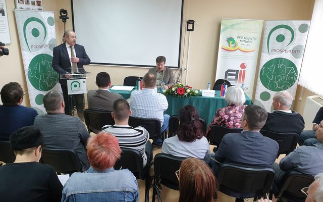 Online gazdaképzési tanfolyam – sajtótájékoztató (képek)