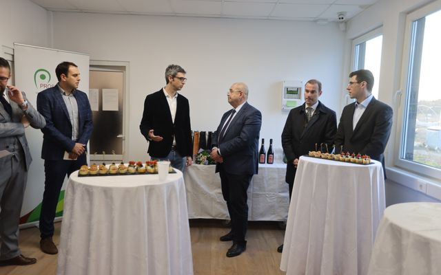 A Midmas Kft. közepes léptékű gazdasági fejlesztés megtekintése