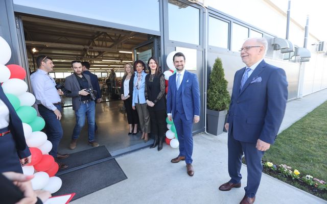 Az East West Bridge Kft. kiemelt jelentőségű közepes léptékű gazdasági fejlesztés ünnepélyes átadása 