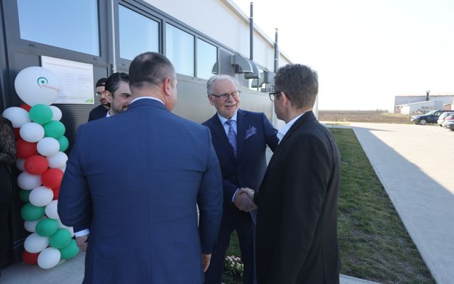 Az East West Bridge Kft. kiemelt jelentőségű közepes léptékű gazdasági fejlesztés ünnepélyes átadása 