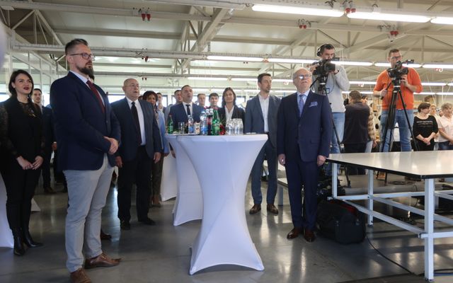 Az East West Bridge Kft. kiemelt jelentőségű közepes léptékű gazdasági fejlesztés ünnepélyes átadása 