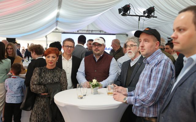 A T-1 Abrasiv Kft. kiemelt jelentőségű közepes és nagyléptékű gazdasági fejlesztés ünnepélyes átadása