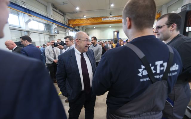 A T-1 Abrasiv Kft. kiemelt jelentőségű közepes és nagyléptékű gazdasági fejlesztés ünnepélyes átadása