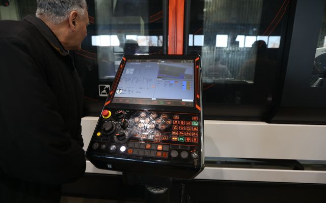 A T-1 Abrasiv Kft. kiemelt jelentőségű közepes és nagyléptékű gazdasági fejlesztés ünnepélyes átadása