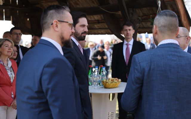 A zentaörsi Budlinka pálinkalepárló és Zsebi Kids gyermek játszóház megtekintése