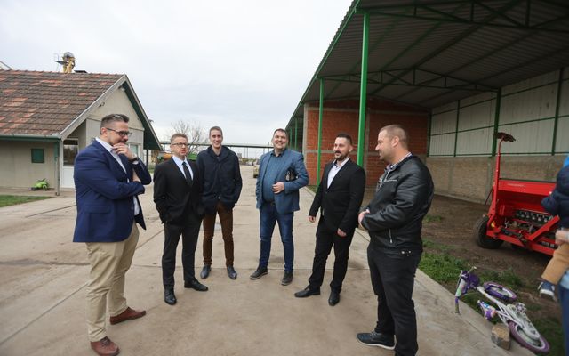 Blazsanik Imre kiemelt jelentőségű közepes léptékű mezőgazdasági fejlesztésének megtekintése