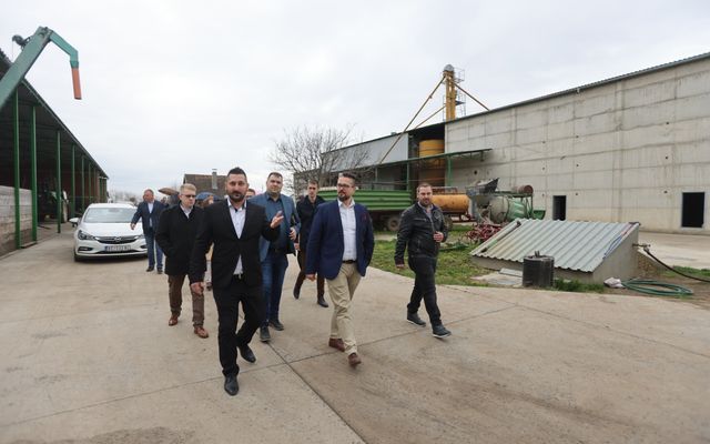 Blazsanik Imre kiemelt jelentőségű közepes léptékű mezőgazdasági fejlesztésének megtekintése