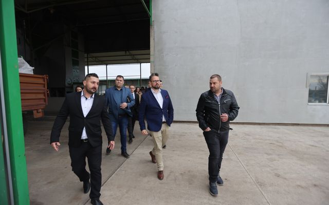 Blazsanik Imre kiemelt jelentőségű közepes léptékű mezőgazdasági fejlesztésének megtekintése
