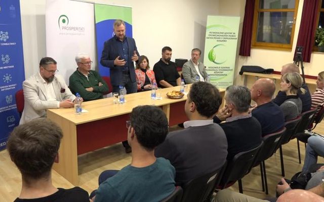 Nagy érdeklődés övezte a Rohonczy Gedeon Mentorprogram tájékoztató fórumát Magyarkanizsán