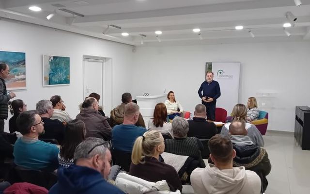 Lakossági fórumon ismertették a Prosperitati Alapítvány pályázatait Temerinben