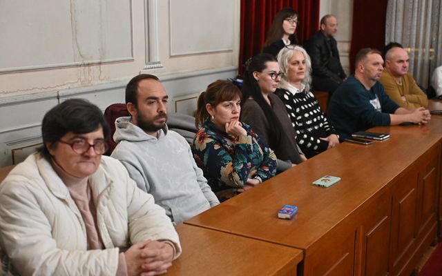 Közösségi meglátások