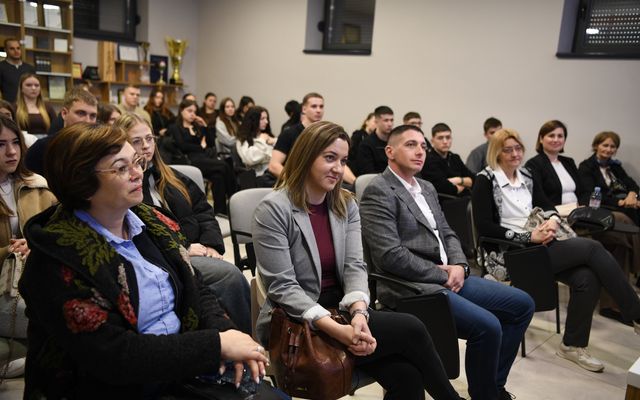 SZAKMAI KALANDTÚRA A VÁLLALKOZÁS VILÁGÁBAN