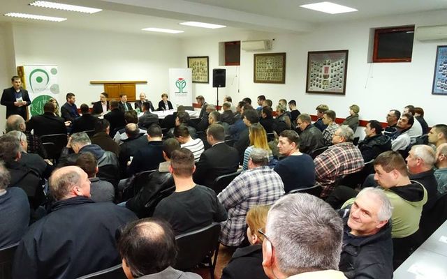 A Prosperitati Alapítvány pályázatainak ismertetése, Kishegyes (képek)