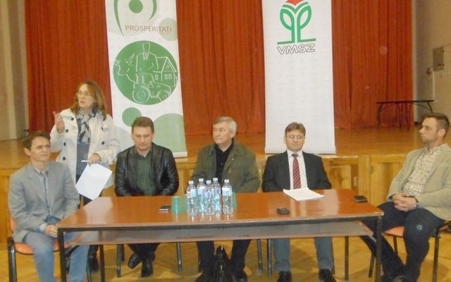 Ismertető a második körös pályázatokról, Szenttamás (képek)