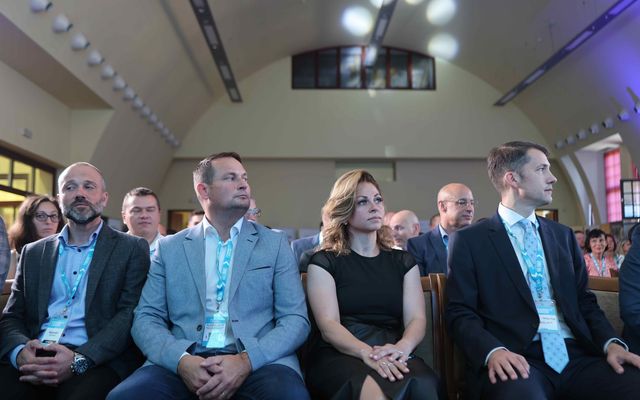 Connect + Grow üzleti konferencia Palicson 